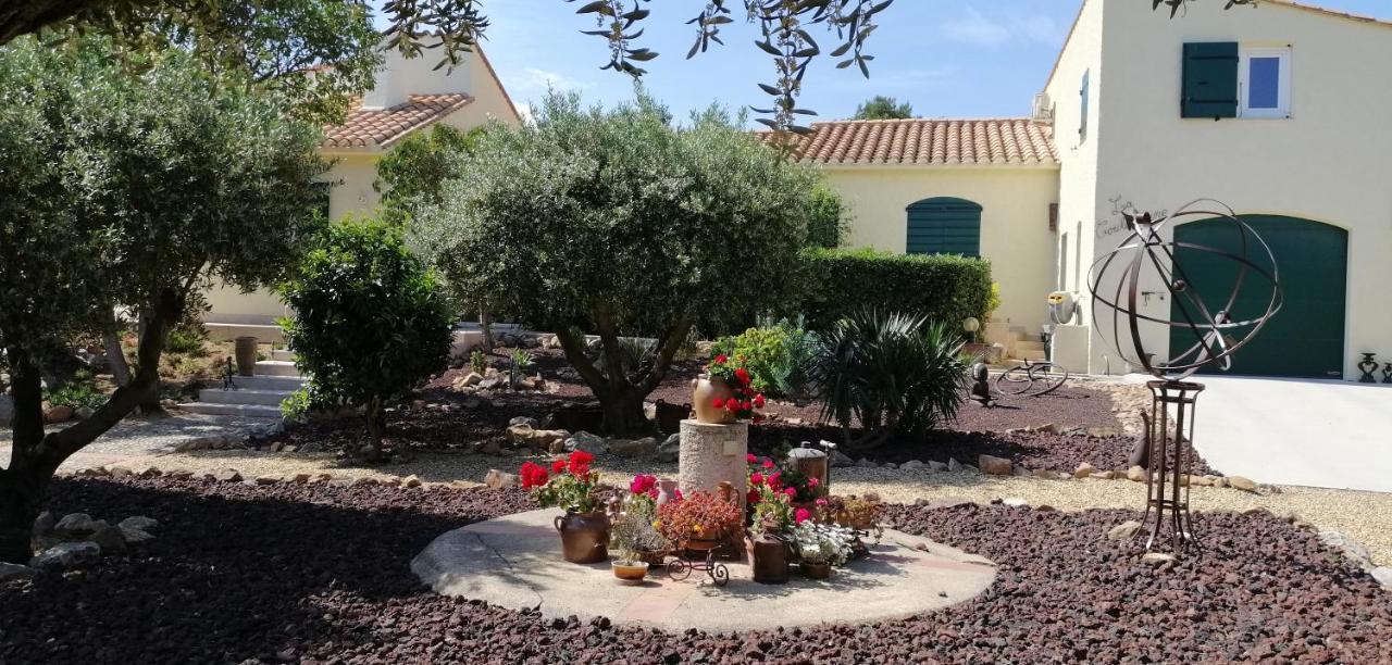 La Couloumine Ξενοδοχείο Salses-le-Chateau Εξωτερικό φωτογραφία